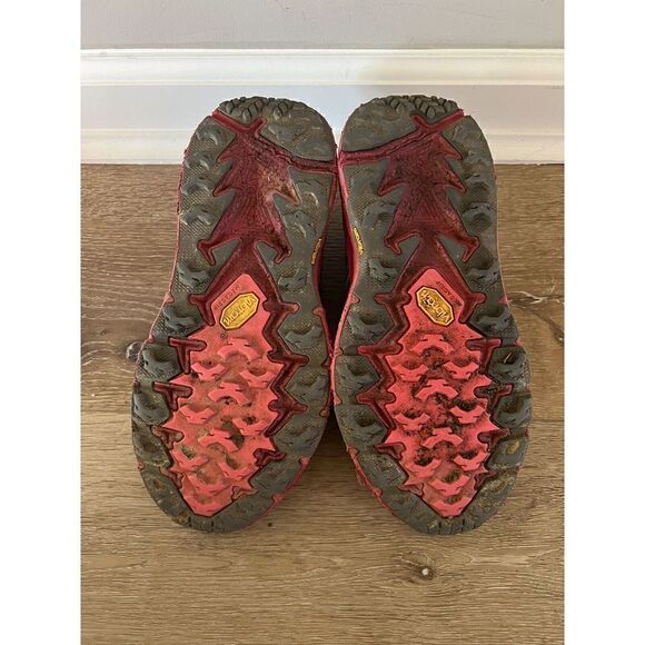 HOKA Women's Speedgoat 4 Trail Shoes, Castlerock/Paradise Pink, 8.5 US - Picture 8 of 9